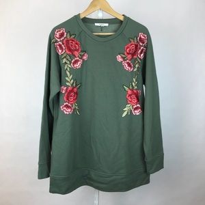 {RO & DE} Green Sweatshirt w/ Floral Embroidery